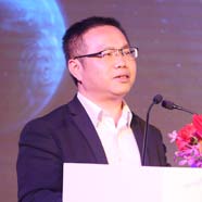 新華教育集團總裁張明