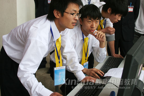 �Fꠅf�������̽�Q����