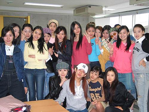 ���������W