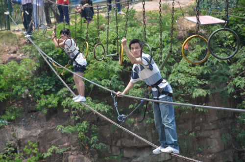 �������A��X���ތW(xu��)Ժ_��������Ϭ�����������(zh��n)Ŀ��(bi��o)��С��ǰ��