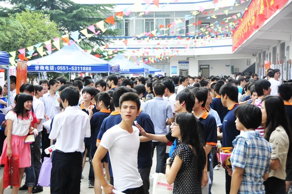 ��Ƹ���F��������