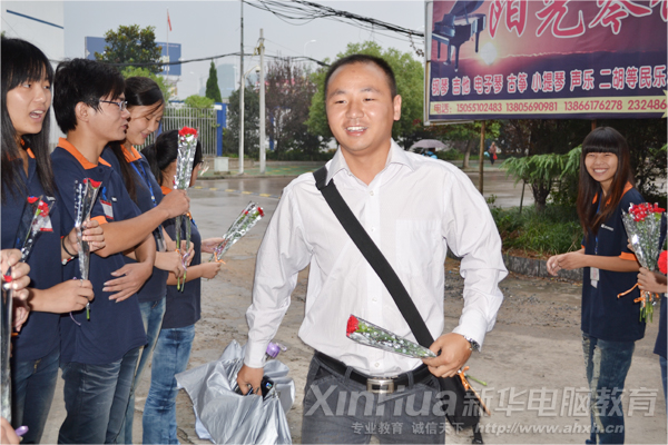 �����ώ�Ц�Ķ��_��