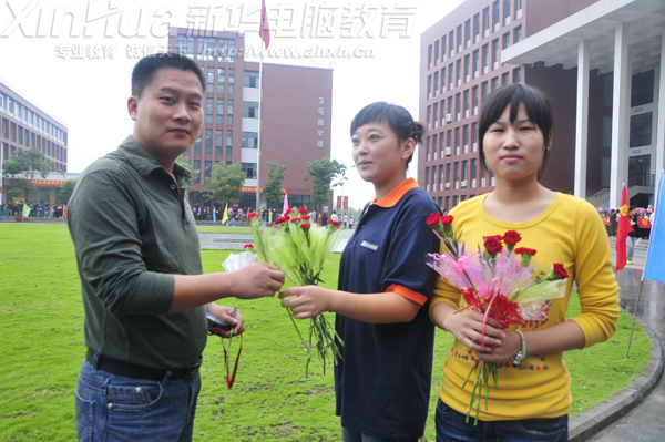 �ώ���������