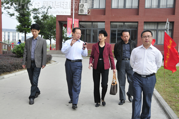 �x�ؕ�(sh��)�L(zh��ng)�����A�������F(tu��n)�I(l��ng)��(d��o)���������A��X���ތW(xu��)Ժ�I(l��ng)��(d��o)����ͬ���^�̳�У�^(q��)