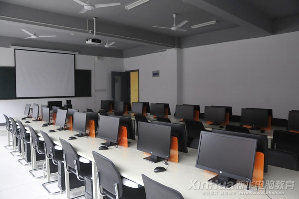 �������A��X���ތW(xu��)ԺӰҕ������ý���ء��팍һ�w������Ӗ(x��n)��