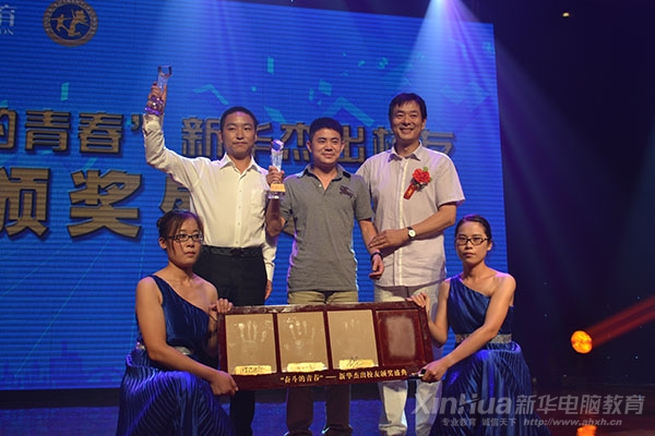 �������A��X���ތWԺ���^�����ഺ���ܳ�У���C��ʢ�䣬��������ˇ�g��姴���H�Ԟ�鰲�����A��X�ܳ�У���S�p�F�������C��