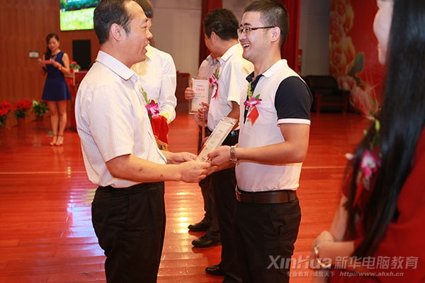 ���ܰ������A��X���ތWԺ��Ժ�L�O�Yƽ�C�l�s�u�C�������־�